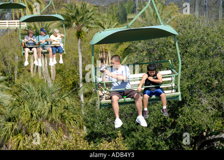 Aerial Tram Lowry Park Zoo Tampa Florida FL votato come il numero uno zoo negli Stati Uniti Foto Stock