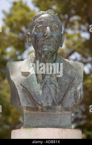 Il busto in bronzo di Arthur Evans permanente al Minoan sito dello scavo di Cnosso / Creta / Grecia Foto Stock