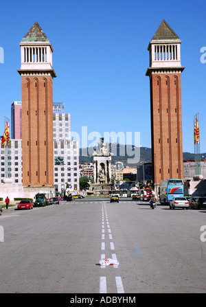 Vista panoramica di Plaça de Espanya Barcellona Barça Catalogna Catalogna Costa Brava España Spagna Europa Foto Stock