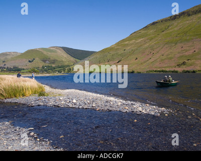 Tal-y-Lago di llyn guardando ad est di Mynydd Dol ffanog in Snowdonia "Parco Nazionale". Abergynolwyn Gwynedd Wales UK Foto Stock