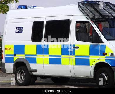 La polizia van di pattuglia nel sud del Galles GB UK 2003 Foto Stock