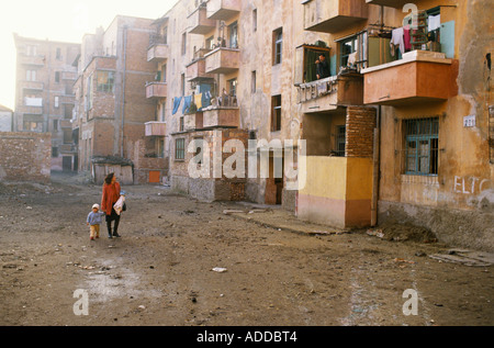 Low-rise famiglia blocco alloggiamento, Durrez, Albania, 1990 Foto Stock