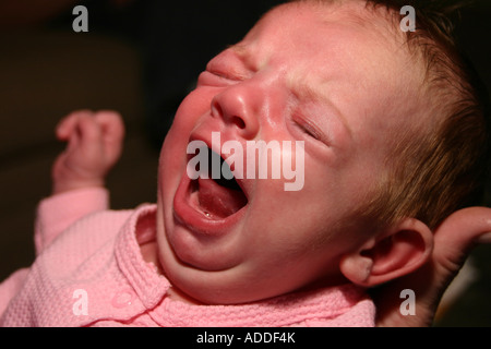 Il pianto bambina Foto Stock