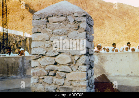 Mecca Arabia Saudita Hajj pellegrini lapidazione il pilastro Foto Stock