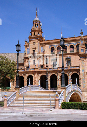 Vista di Plaza de España Parque de María Luisa Maria Luisa Park Sevilla Siviglia Andalusia Andalucía España Spagna Europa Foto Stock