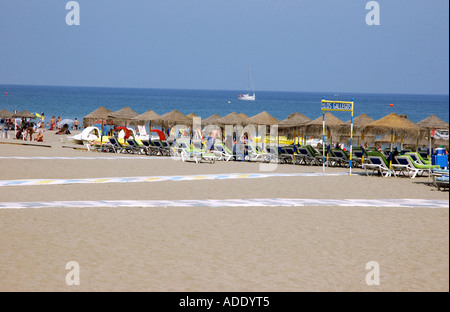 Vista panoramica mare e spiaggia di Torremolinos Costa del Sol Costa del Sole Andalusia Andalucía España Spagna Iberia Europa Foto Stock