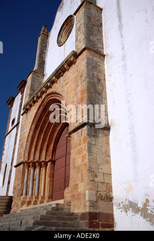 Vista della Igreja da Misericordia & Sé de Silves misericordia la Chiesa Cattedrale & Albufeira Algarve Portogallo Iberia Europa Foto Stock