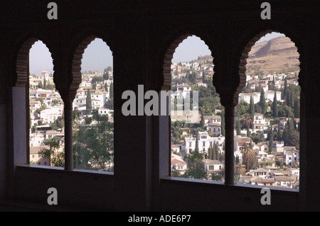 Vista di Alhambra Palace & Alcazaba fortezza Granada Andalusia Andalucía España Spagna Iberia Europa Foto Stock