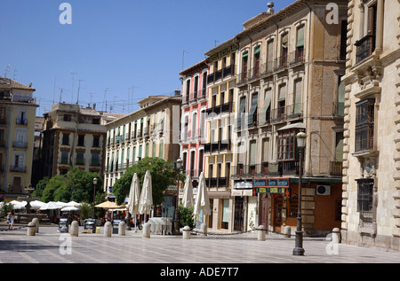 Vista dei caratteristici edifici Granada Andalusia Andalucía España Spagna Iberia Europa Foto Stock