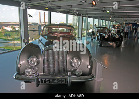 Germania Wolfsburg Autostadt auto Città della Volkswagen AG Bentley auto di lusso Foto Stock