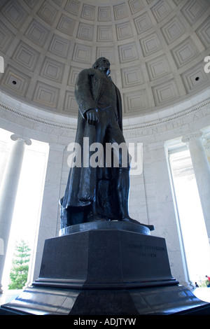 Statua di bronzo di Thomas Jefferson al Jefferson Memorial, Washington DC, Stati Uniti d'America Foto Stock