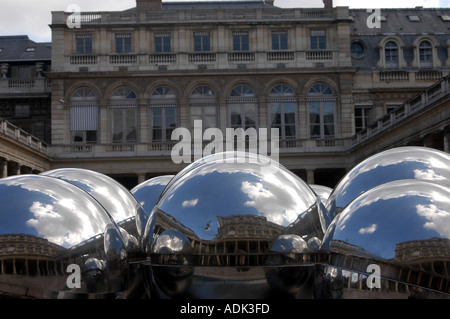 Scultura Moderna PARIGI FRANCIA PH DAN WHITE Foto Stock