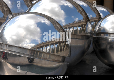 Scultura Moderna PARIGI FRANCIA PH DAN WHITE Foto Stock