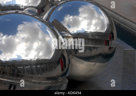 Scultura Moderna PARIGI FRANCIA PH DAN WHITE Foto Stock