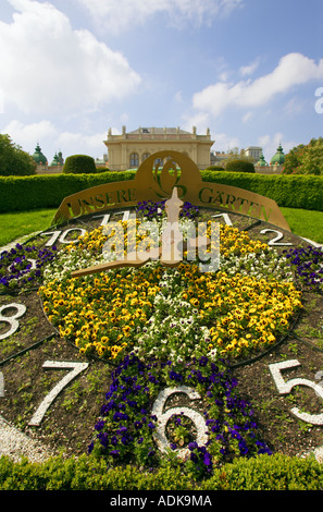 Il Unsere Gärten con kursalon Stadtpark di Vienna in Austria Foto Stock