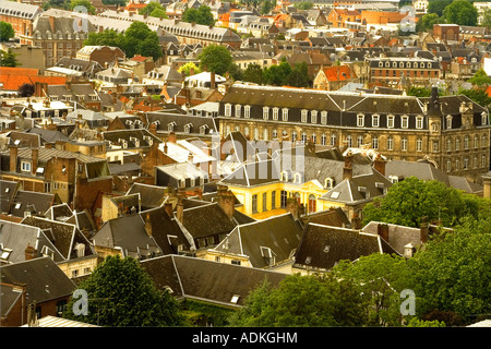 Arras (Francia), antenna corta, vista dalla torre campanaria piattaforma di visualizzazione nella parte superiore del Municipio (l'Hotel de Ville) Foto Stock