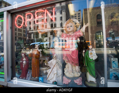 Vetrina su Broadway vicino alla quinta strada downtown Los Angeles California Stati Uniti d'America Foto Stock