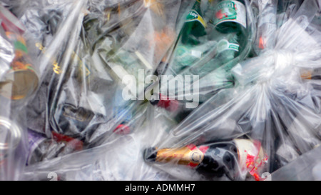 Recyclables in busta di plastica trasparente Foto Stock