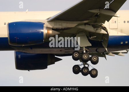 Aereo commerciale's landing gear Foto Stock