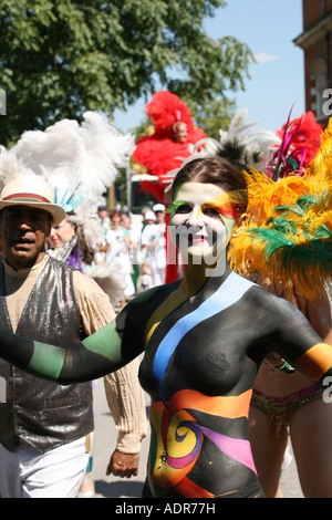 Ragazza ballerina Carnevale del Pueblo Londra 2007 Foto Stock