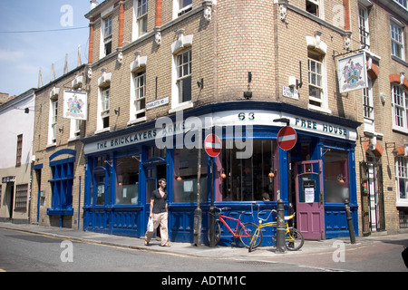 Bracci di muratori Charlotte Road Hoxton Londra Inghilterra REGNO UNITO Foto Stock