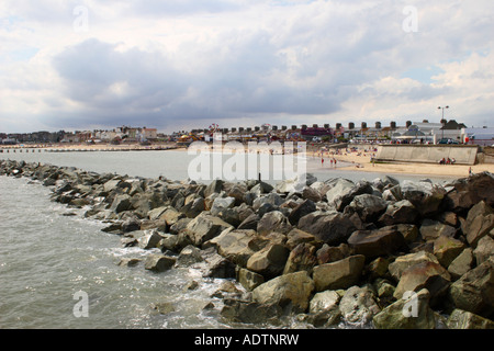 Lowestoft Beach e frangiflutti, Suffolk, Inghilterra. Foto Stock