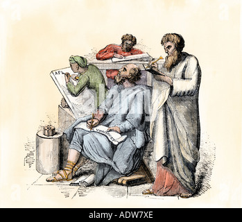 Scribi utilizzando lo stilo e altri mezzi di scrittura in tempi antichi. Colorate a mano la xilografia Foto Stock