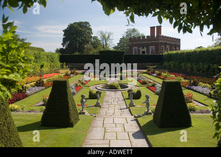 I giardini di stagno di Hampton Court London Inghilterra England Foto Stock