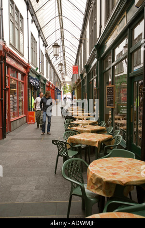 Il Galles Cardiff Centre St Mary Street Wyndham Arcade Foto Stock