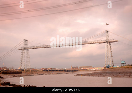 Il Transporter Bridge vicino al porto di Newport South Wales UK Foto Stock