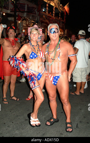 Fantasy Fest festaioli su Duval Street Key West Florida Keys FL USA Foto Stock