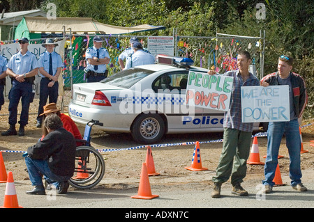 Maleny protesta contro la costruzione di un supermercato Woolworths 3660 Foto Stock