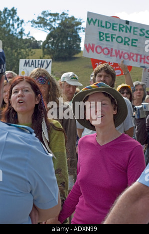 Maleny protesta contro la costruzione di un supermercato Woolworths 3695 Foto Stock