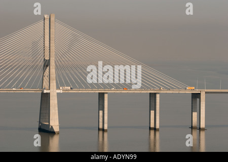 Lisbona portogallo Ponte Vasco da Gama Foto Stock