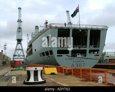 Trafalgar 200 celebrazioni e flotta internazionale di revisione e il Festival internazionale del mare Portsmouth Inghilterra GB UK 2005 Foto Stock