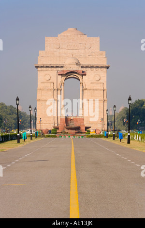 India Nuova Delhi India Gate 42 metro alto India Gate è all'estremità orientale di Rajpath il giorno della Repubblica si tengono qui ogni anno Foto Stock