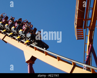 Six Flags toro infuria Roller Coaster Foto Stock