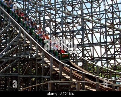 Six Flags Viper Roller Coaster Foto Stock