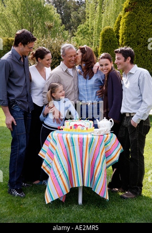 Famiglia celebra un compleanno Foto Stock