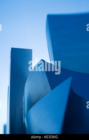 Walt Disney Concert Hall e il centro cittadino di Los Angeles in California Foto Stock