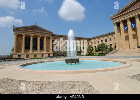 L'esterno e fontana Philadelphia Museum of Art di Filadelfia in Pennsylvania PA USA Foto Stock