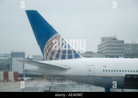 La coda di una Continental Airlines commerciale a getto lato passeggero Foto Stock