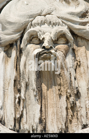 Dettaglio del riccamente intagliato caratteristiche architettoniche del Somerset House Londra Inghilterra Foto Stock