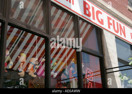 Ohio Cleveland Heights, Coventry Village, shopping shopper shopping negozi mercati di mercato di vendita di mercato, negozi al dettaglio business bu Foto Stock