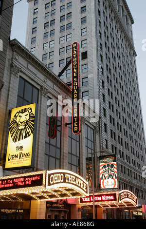 Cleveland Ohio, Euclid Avenue, quartiere dei teatri, Playhouse Square Center, centro, state Theatre, teatro, vita notturna serale dopo il tramonto, i visitatori viaggiano Foto Stock