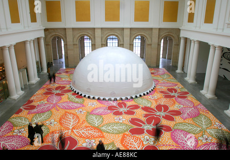 Parte del "Flower Power" mostra al Palais des Beaux-Arts, Lille, Francia. Foto Stock