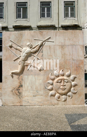 Scultura di strada a Lisbona, Portogallo. Foto Stock