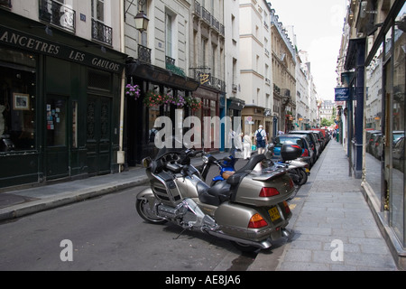 Rue Saint Louis en mi lle sulla Ile St Louis Parigi Francia Foto Stock