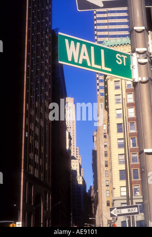 Wall Street sign in Lower Manhattan New York CIty Foto Stock