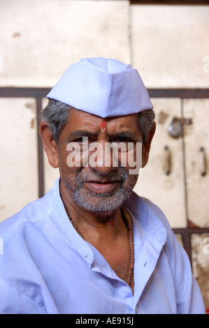 Mango venditore nel mercato Crawford, / Mumbai Bombay, India Foto Stock